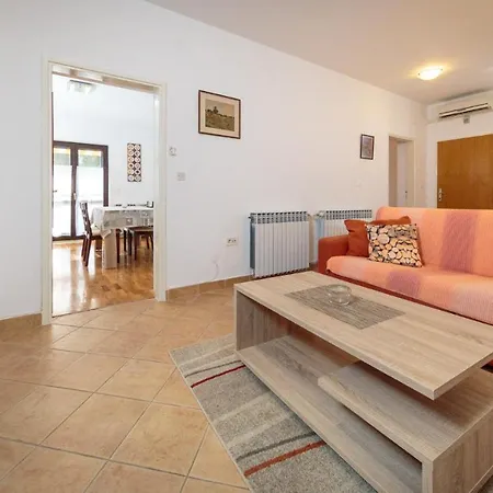 Maller Apartment *