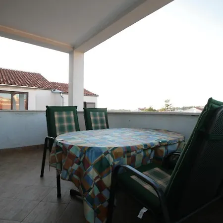 Maller * ロヴィニ