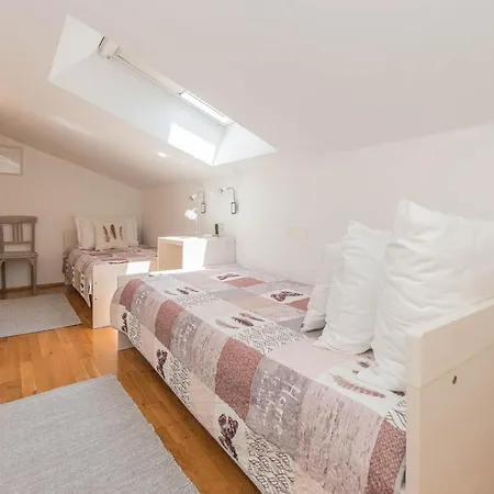 Apartment Maller *