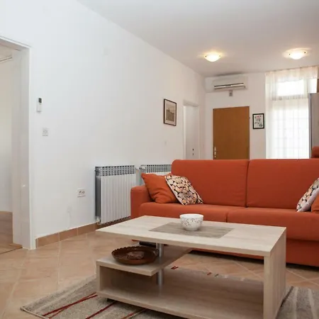 Maller Apartment *